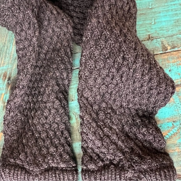 Lululemon Yogi Crew Sweater Heathered Black  Size Small Activewear Casual Knit - Picture 12 of 12